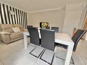 Photo 7- click for photo gallery